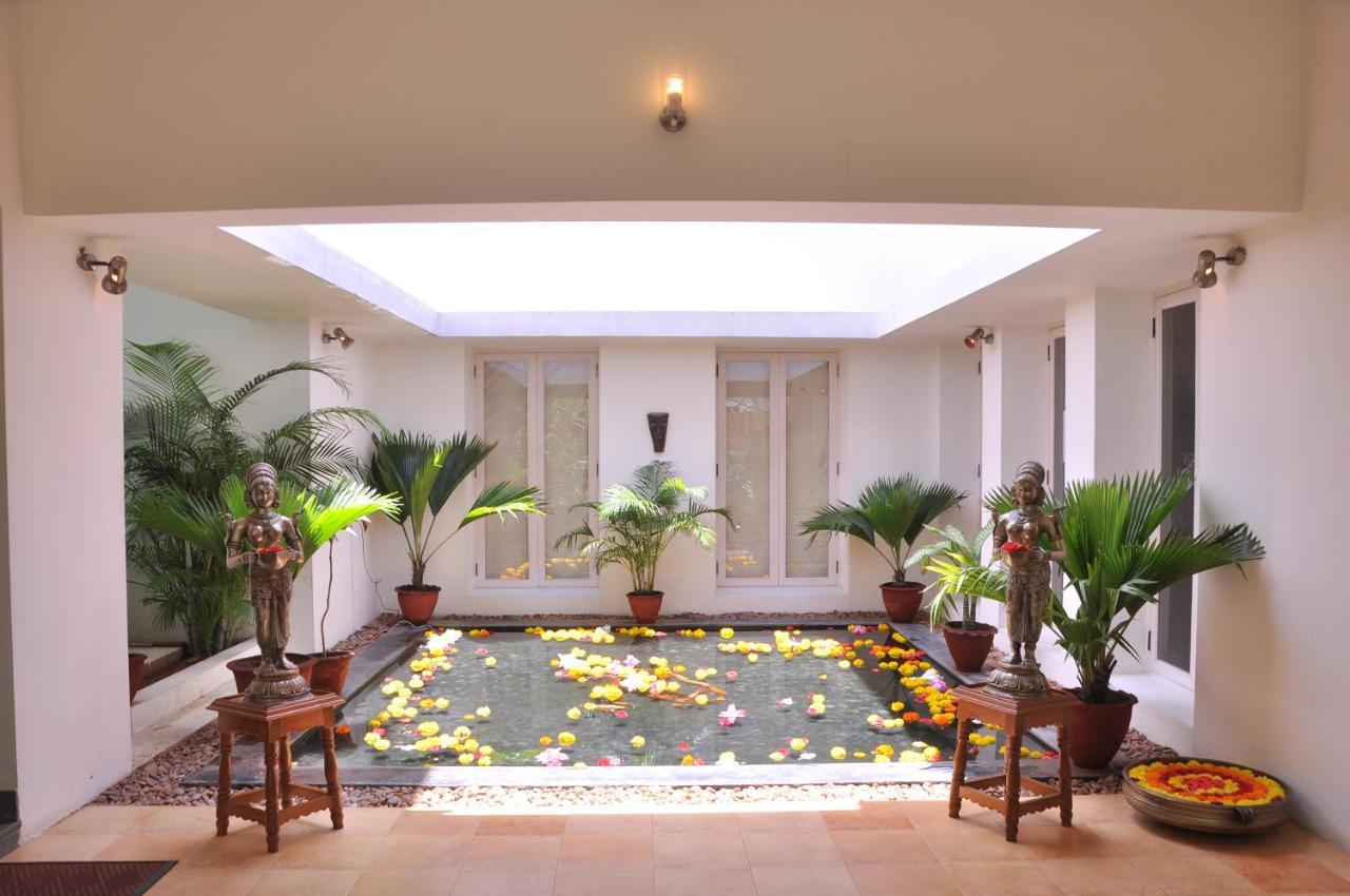 Niketana @ Boat Club Hotel Chennai Exterior photo
